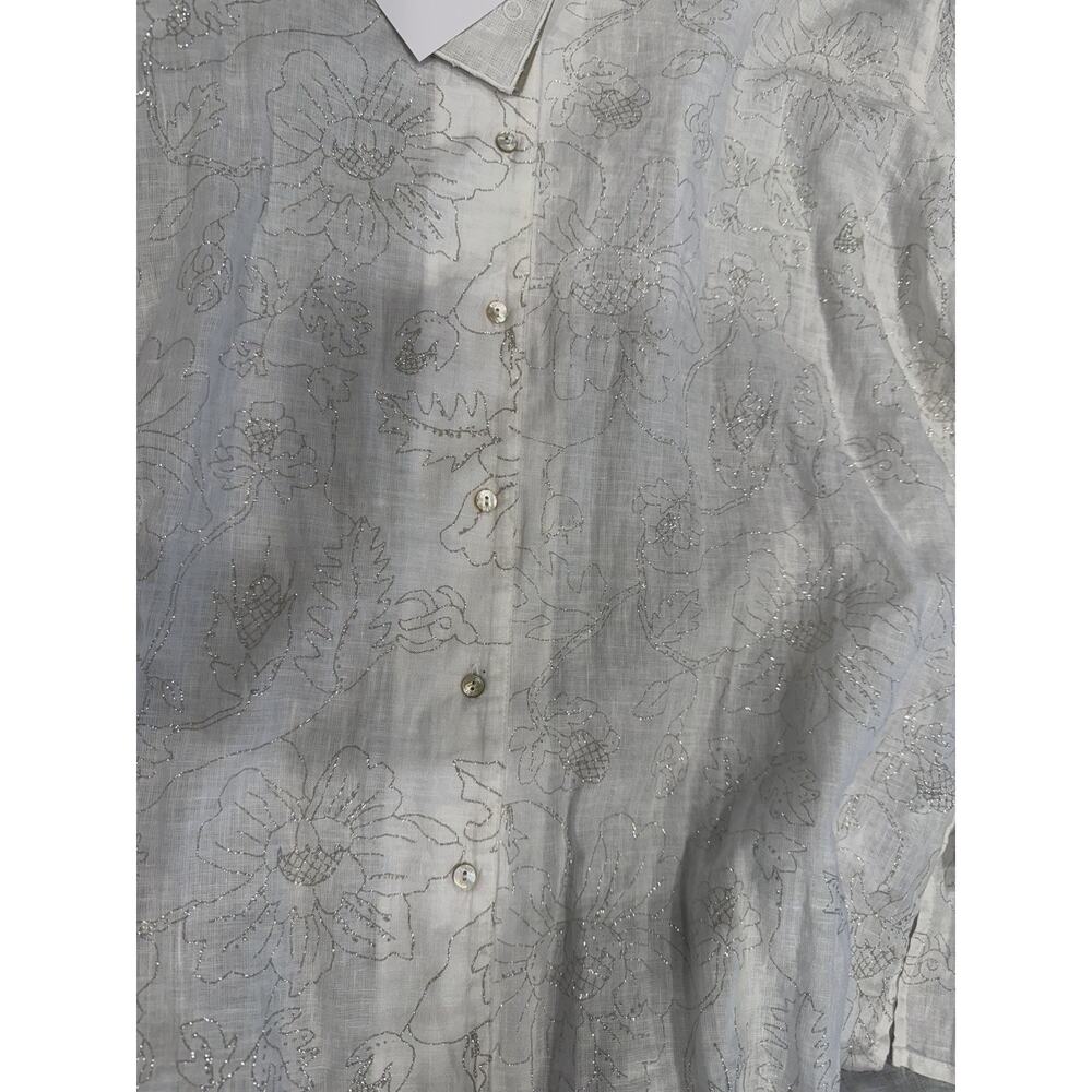 Classic Ivory Button-Front Women's Blouse - Picture 5 of 6